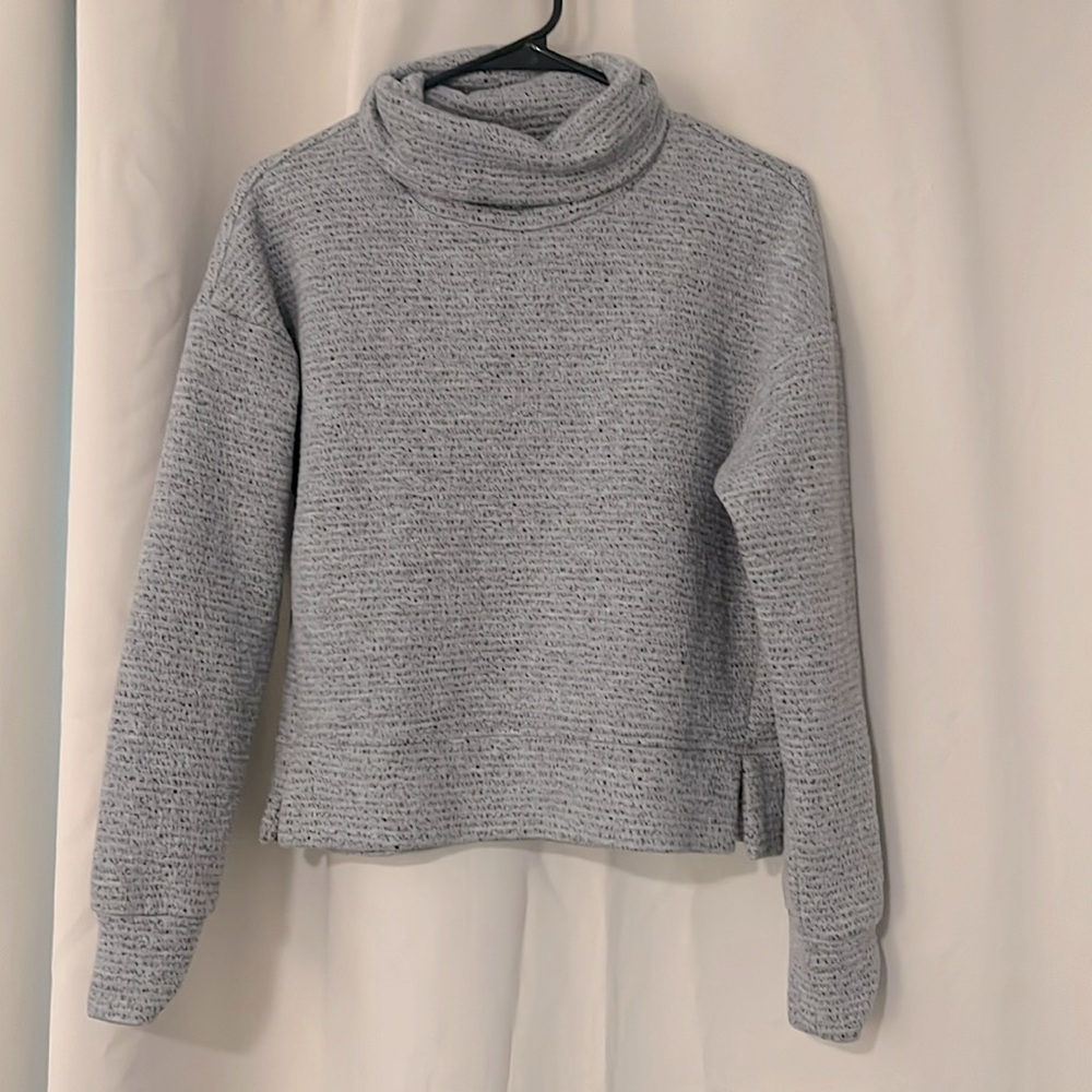 calia xtra small sweater never worn